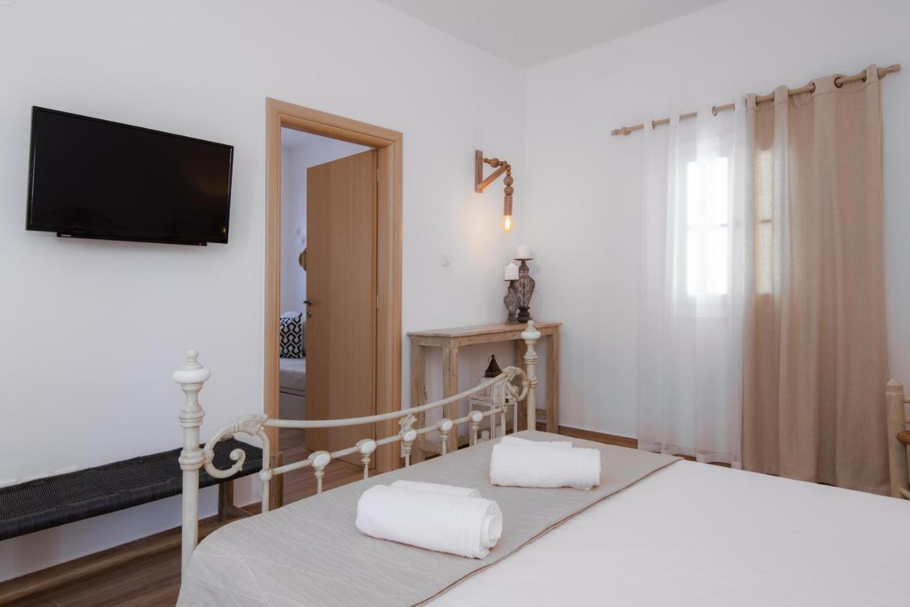 Miles Away Luxury Apartments Platis Gialos  Ngoại thất bức ảnh