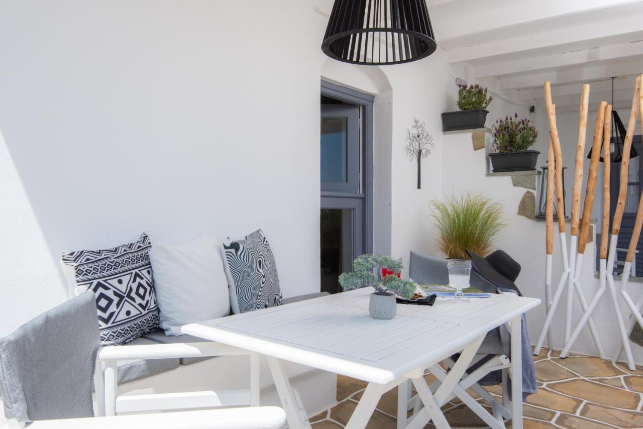Miles Away Luxury Apartments Platis Gialos  Ngoại thất bức ảnh