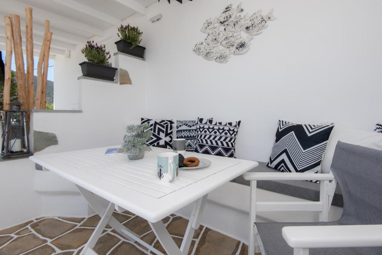 Miles Away Luxury Apartments Platis Gialos  Ngoại thất bức ảnh