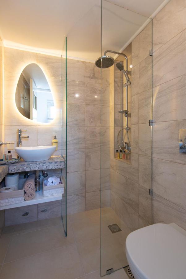 Miles Away Luxury Apartments Platis Gialos  Ngoại thất bức ảnh