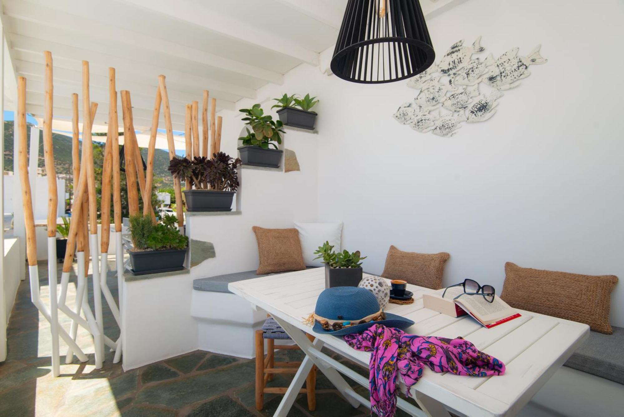 Miles Away Luxury Apartments Platis Gialos  Ngoại thất bức ảnh